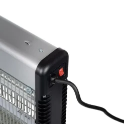 Eurom Fly Away Metal 16 LED -Tuincentrum Coppelmans eurom insectenlamp fly away metal 16 led 1000x1000 622f4e2ee2166 l