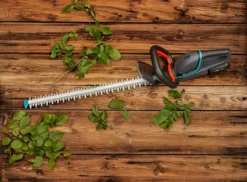 GARDENA Accu Heggenschaar ComfortCut 60/18V P4A Set -Tuincentrum Coppelmans gardena accu heggenschaar comfortcut 60 18v p4a set 1500x1103 640af31a3b8eb l