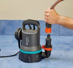 GARDENA Dompelpomp 9000 -Tuincentrum Coppelmans gardena dompelpomp 9000 1500x1383 640af5ac34552 l