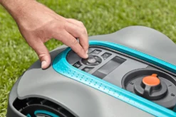 GARDENA Robotmaaier SILENO City 250m² -Tuincentrum Coppelmans gardena robotmaaier sileno city 250m 1500x1000 640af6a04dbab l